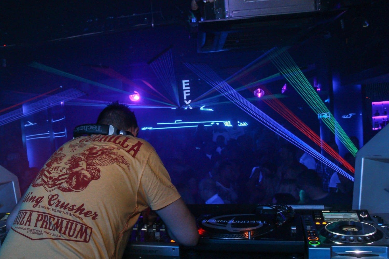EFX-Revival-20150524-064-VN