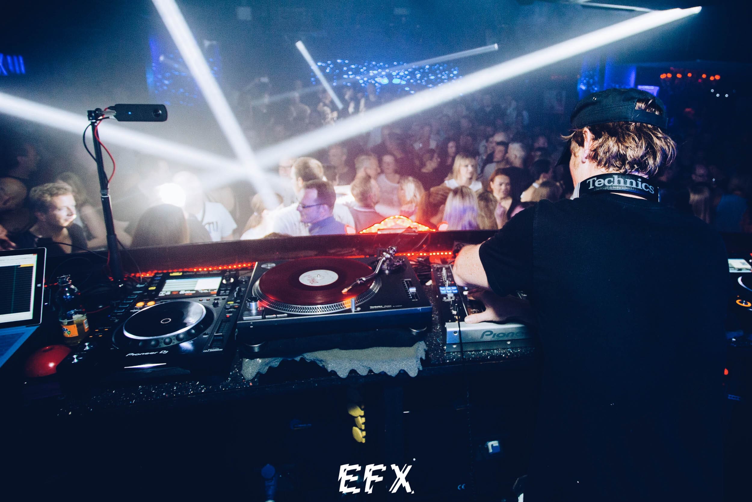 EFX-20170604-7912